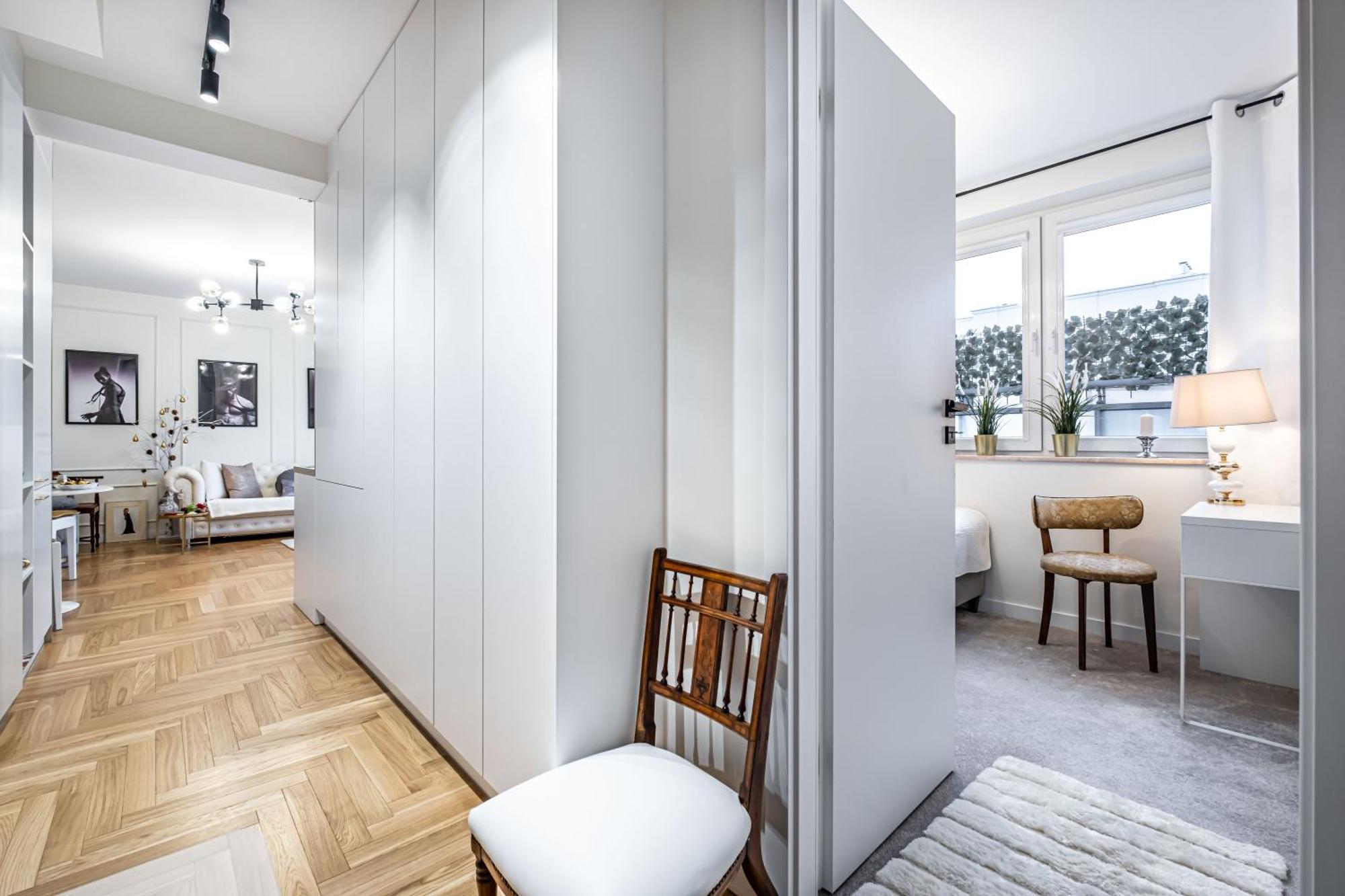 Luksusowy Apartament Blisko Centrum, Parking W Garazu Podziemnym Varsó Kültér fotó
